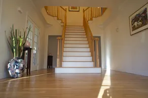 Beautiful 3600sq ft Sag Harbor Village Home, Saltwater Pool, Walk to Beach &Town - Image 2