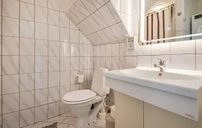 Dejlig bolig i Rønde med køkken - Image 4