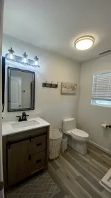 Completely remodeled dog friendly 3 bedroom home w/beach gear and linen included - Image 3