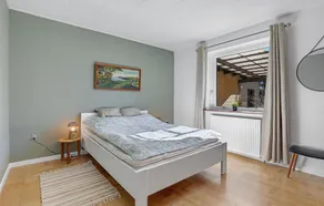Lækkert hjem i Rønne med køkken - Image 3