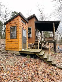 Off Grid tiny cabin on riverfront property  - Image 5