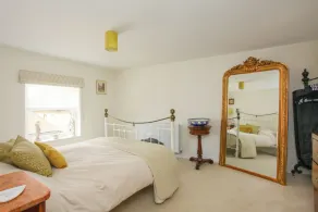 Newgate House, Sandwich - Image 3
