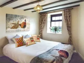 2 bedroom accommodation in Penmount, near Truro - Image 3