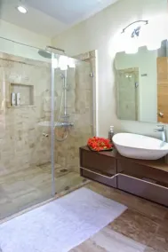 Spacious 3 BDR fully-equipped condo with pool and golf view - Image 5