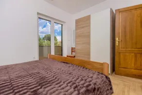House Brist - Image 5