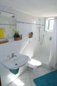 Spacious apartment near the beach with a unique view of Finikounda - Image 2
