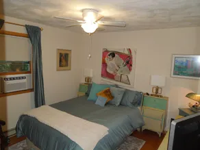Quiet Bird River Bungalow and Nature Retreat Pet Friendly - Image 5