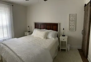 Cozy Cottage in the heart of Louisville, NE - Image 5