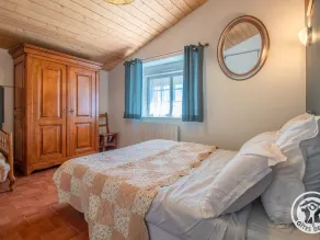 Charming, Eco-Friendly Cottage: Terrace, Garden, Near Puy du Fou & Zoo, Ideal for Families - Image 5