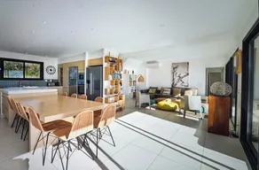 STUNNING 330 M2 VILLA—HEATED POOL—OCEAN AND MOUNTAIN VIEWS—Sleeps 24 - Image 4