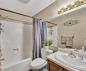 Pet Friendly, 2 Kayaks, Covered Boat Slip, Wifi!  Visit SUNRISE COVE! - Image 3