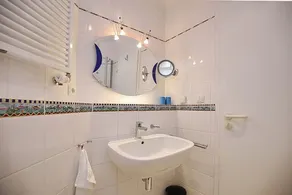 Haus am Teich Wohnung 13 - Image 2