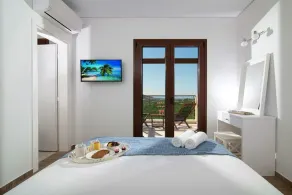 Luxury Villa Malvasia with Seaview and Heated pool - Image 4