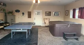 Large Lakehouse with hot tub. walk to public beach in Twin Lakes WI - Image 2