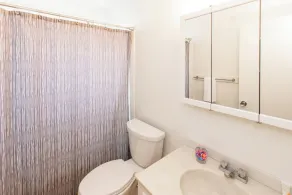 Brownley Beach Cottage- steps to the Beach, Elevator, Dog Friendly! - Image 4