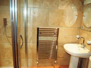 Gill Barn - Image 3