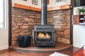 Cozy Boulder Cabin • Close to downtown • Hot Tub • BBQ Grill • Firepit - Image 2