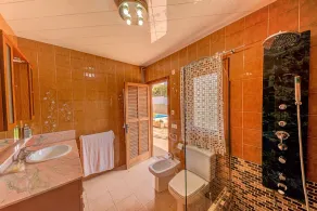 Beach Villa Catalina by Sealand Villas - Image 5