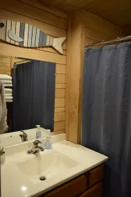 Grand Rivers, KY - Unit A - Cozy getaway with Cabin Charm near KY & Barkley Lake - Image 2