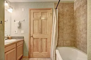 522 Watch Hill - Image 4