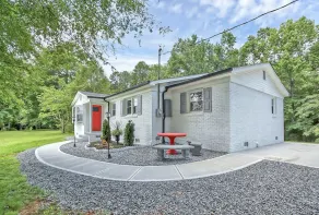 Casa Ella – Near Kings Mountain Park – Sleeps 6 - Image 5