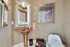 Luxury Estate in Halton - Image 2