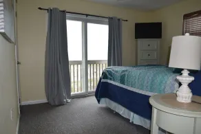 Oceanfront, 3BR Townhouse is Pet Friendly with NEW DECK and SPECTACULAR VIEWS! - Image 5