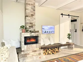 Farm Stay Kiama | 3 Bed Retreat | Fireplace & Bath - Image 3