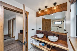 Cabane avec terrasse, jacuzzi et barbecue | Vue sur l'eau - Image 4