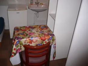 Quarto agradável e confortável. - Image 2