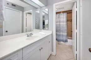 Fully Renovated Oceanfront Condo with Pool Access - Image 3