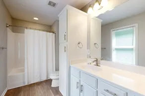Exquisite dog-friendly home with kayaks, pool table, hot tub, & washer/dryer - Image 2