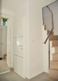 House Josin san - Image 2
