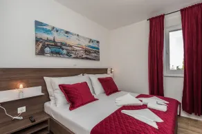 Two-bedroom apartment with Terrace and pool - Image 5