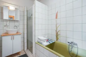 Bungalow in Landgraaf with terrace - Image 2