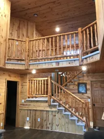 Log home nestled in tall pines near Norway Lake - Image 2