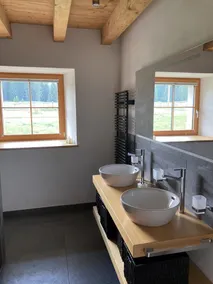 Beautiful apartment in an old renovated farmhouse - Image 3