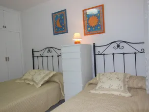 Appartement 2 ch. avec parking privée, piscine,  tres près de  la mer. - Image 5