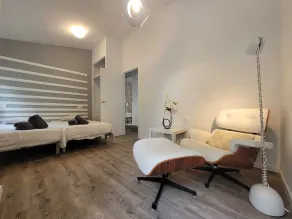 Pequeña villa reformada a 900 metros de la playa - Image 3