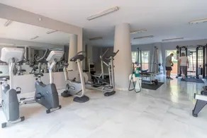 Apartamento entre Estepona-marbella - Image 2
