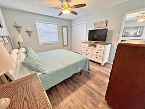 Bayview 19 | Bayfront • Pool • Pet Friendly • Boat Access - Image 5