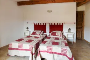 Am Fuße des Luberon, Wohnung mit Terrasse auf einem Grundstück mit Pool - Image 5