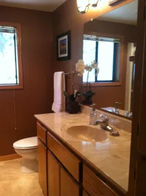 Sunriver Home, 3BR / 2BA, bain à remous, vélos *** Passes de bain SHARC illimitées - Image 2