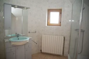House - Image 2
