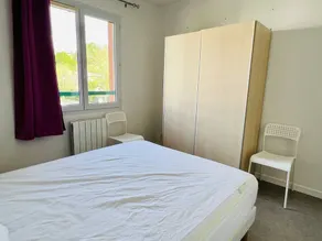 Quiet T2 apartment in Cambo-les-Bains with Wi-Fi and parking - Image 4