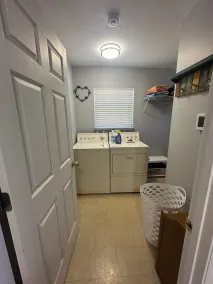 Cozy 3 bedroom 2 bath with views of the River - Image 2