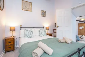 The Grapes, Holiday Cottage Penally, Sleeps 2, 1 bedrooms,  bathrooms - Image 5
