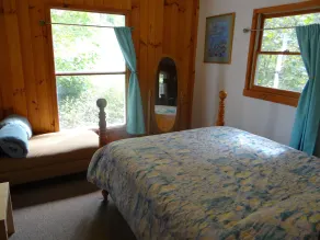 Fredelig Mountain Cottage 3bdrm Deck med Gazebo over Stream - Image 3