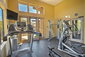 South Mountain Preserve 3BR Apartment - Image 3