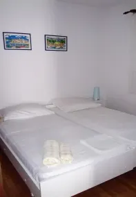 Apartment Jase Beachfront - Image 4